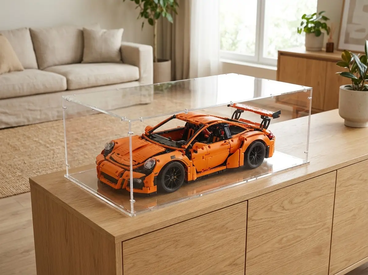 LEGO Technic Porsche unter Sora-Acrylhaube